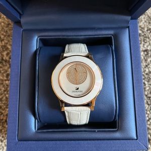 Swarvoski White and Gold Watch